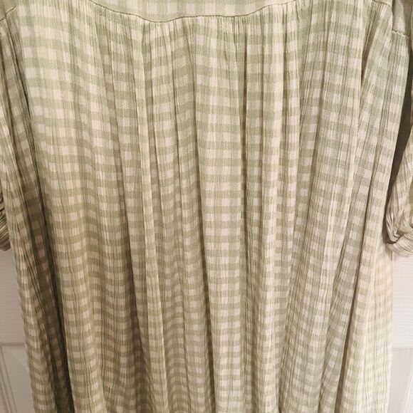 Gingham Bishop Sleeve Sundress with Crew Neck - Picture 6 of 12